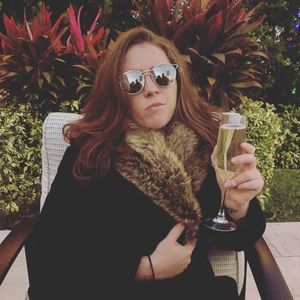 Meet your Posher, Kenzie